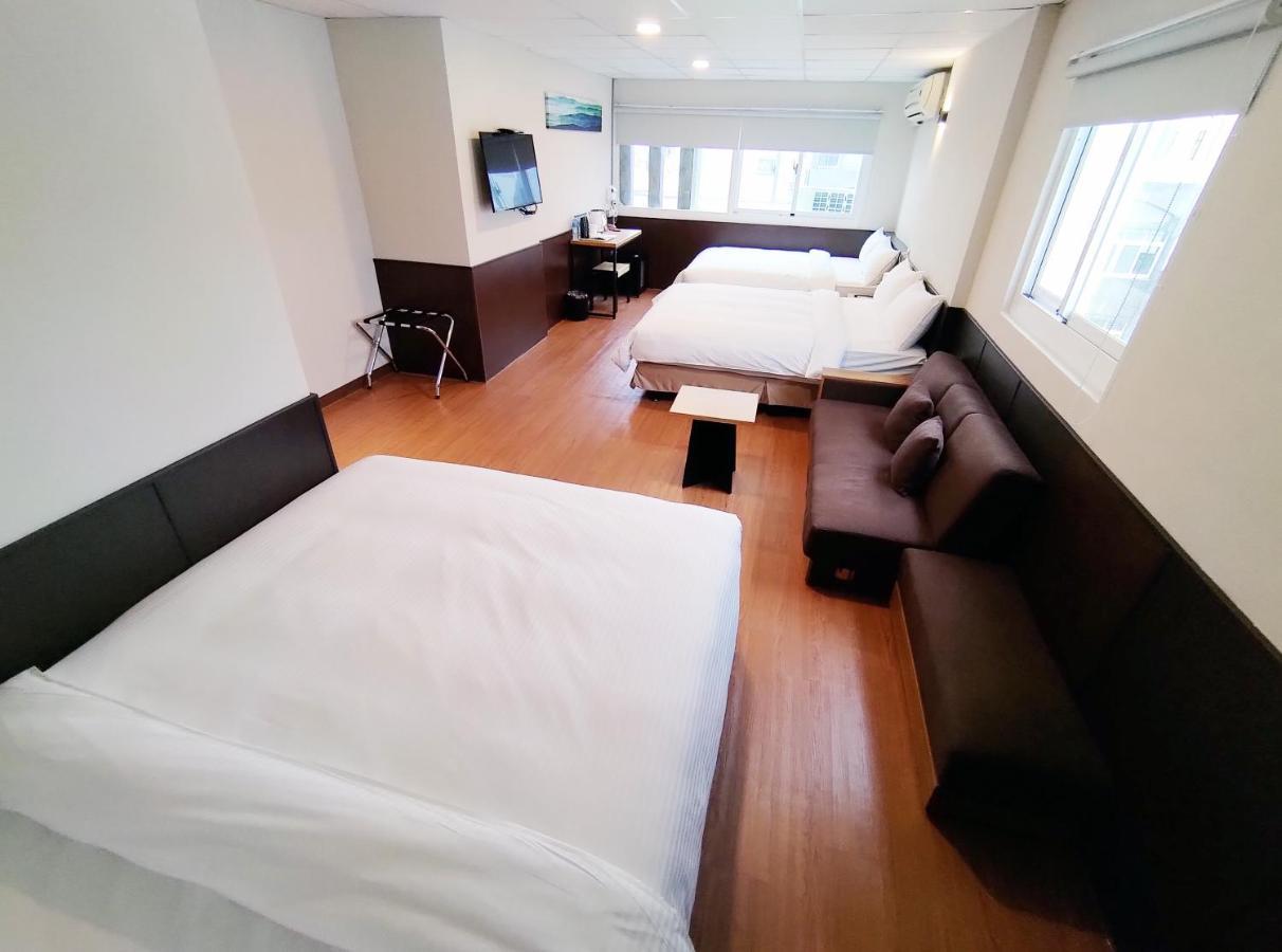 富裕商旅 Rich-Hotel T'ai-tung Dış mekan fotoğraf