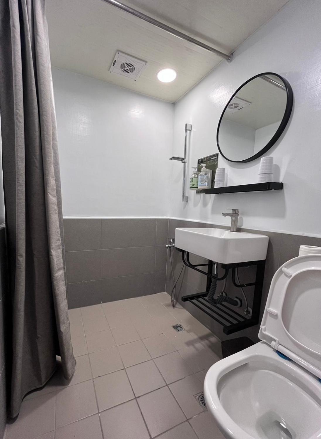 富裕商旅 Rich-Hotel T'ai-tung Dış mekan fotoğraf